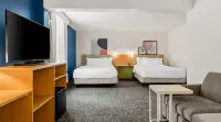 Spark by Hilton Lexington Các khách sạn ở South River