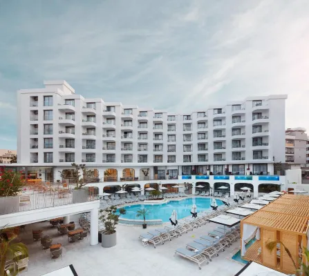 Lalila Blue Suites - 5-Star