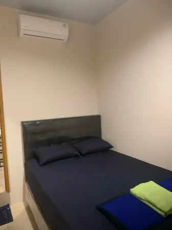 Basko Hotel dan Karaoke Отели в г. Colomadu