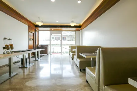 Treebo Premium Eden Residency Near Sec 29 Отели рядом с достопримечательностью «Leisure Valley Rd»