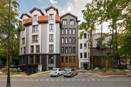 Berry Hotel & SPA (Бэрри)