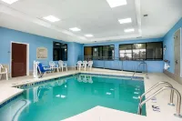 Comfort Inn & Suites Atlanta-Smyrna - Pools