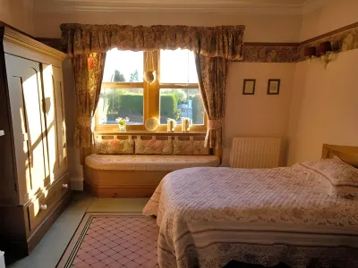 Moor End House Bed & Breakfast Hotels in 