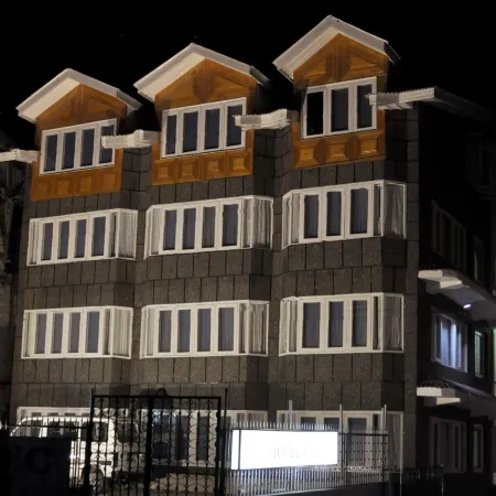 Hotel Pacific