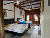 Omah Singo Stay & Resto Yogyakarta Hotels in Piyungan
