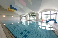 Sky Park Hotel - Pools