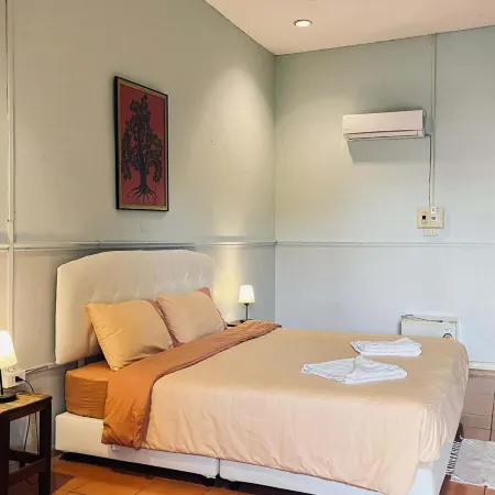 Thakhek Travel Lodge