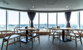 Gangneung Tourist Hotel