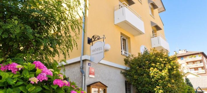 Hotel les Terrasses Отели в г. Анси