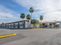 Motel 6 Spring Hill, FL - Weeki Wachee Hotels in Hernando County