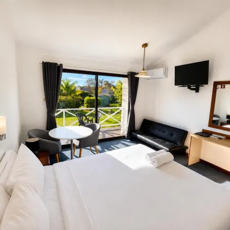 Karri Forest Motel