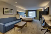Holiday Inn Express & Suites Morris