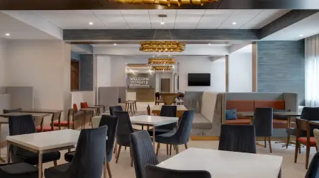 Hampton Inn by Hilton Winnipeg Downtown