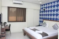 Hotel Vrushali Inn Hotel in zona Dhirubhai Ambani Life Science Centre