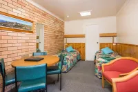 Ningana Motel - Motels