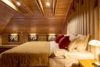 Dom Barona Fon Taube Hotel