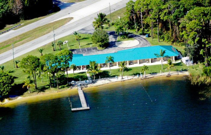 Lake Grassy Inn & Suites
