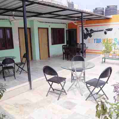 Shanti Residency Hotel Exterior
