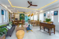 Peach House Hotels in Hoi An
