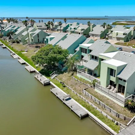 Multi Resorts at Puente Vista