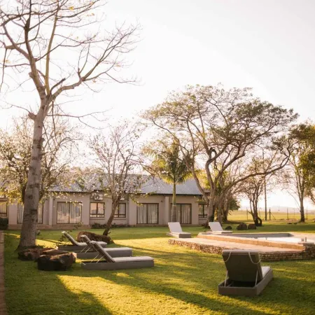 Hamiltons Lodge & Restaurant