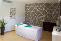 Browns Sports Resort - Spa