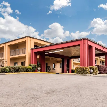 Quality Inn Pelham I-65 Exit 246