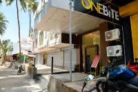Malvan's Aishwarya Hotel - Parkering