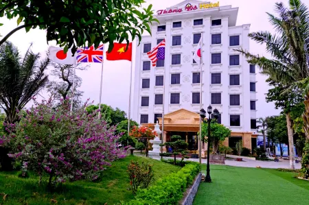 Thong Do Hotel Отели рядом с достопримечательностью «Phong Phan Pagoda»