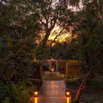 Ukanyi Luxury Villa Hotel Exterior