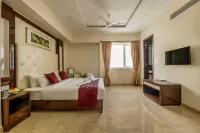 Hotel Star Palace - Rameswaram Tamil Nadu - parking