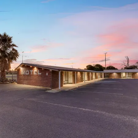 Parkview Motor Inn