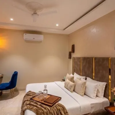 Giovanni House Hotels near Habibganj railway station