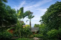 Manga Soa Lodge - Bãi đậu xe