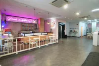 Cleo Hotel Tunjungan - 2-Star