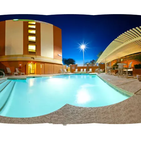 Holiday Inn Express & Suites TEMPE by IHG