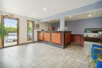 Super 8 by Wyndham Kenosha/Pleasant Prairie Hotels in Kenosha