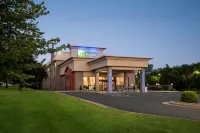 Holiday Inn Express Winchester South Stephens City