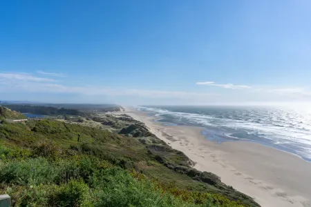 Travelodge by Wyndham Florence Отели рядом с достопримечательностью «Санд Мастер Парк - Сандбординг»