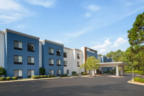 SpringHill Suites Pinehurst Southern Pines Hotels in Taylortown