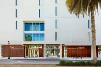 The Sarasota Modern, a Tribute Portfolio Hotel Các khách sạn gần Simple Relief Wellness Center