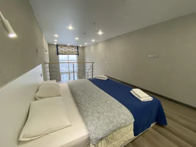 Apatrment House Tyumen Hotels near Park Imeni Gagarina