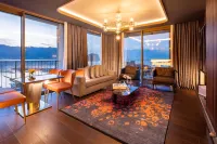 Merit Starlit Hotel & Residences - 5 tähden