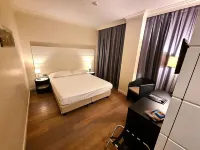 Tag Hotel - 4-Star