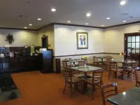 Country Inn & Suites by Radisson, Amarillo I-40 West, TX - breakfast