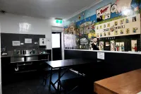 Pint on Punt Backpackers Hotels in Prahran