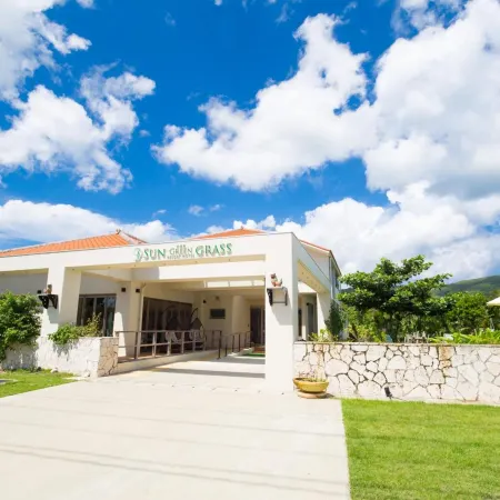 Sun Green Resort Hotel Ishigaki Отели рядом с достопримечательностью «Пляж Ёнехара»