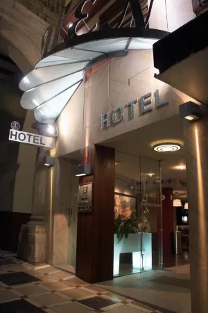 Hotel Xauen Отели в г. Ареа Метрополитана де Хаэн