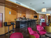 Le M & Spa Bordeaux Aéroport by Hôtels & Préférence - bar