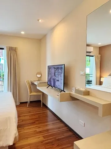 รูปภาพของเดอะไทเทิ้ล เคอาร์ บีช คอนโดเทล ราไวย์ ภูเก็ต